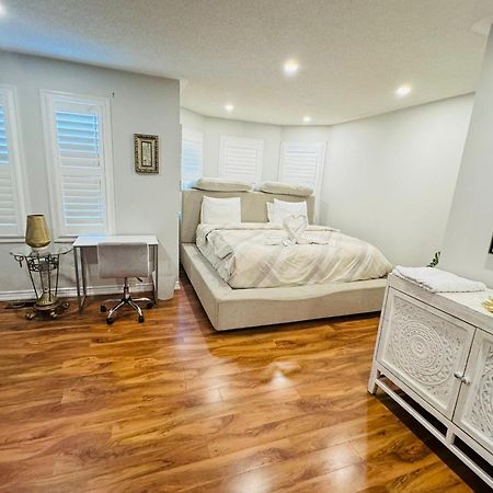 Luxury Home In Toronto Mississauga Buitenkant foto